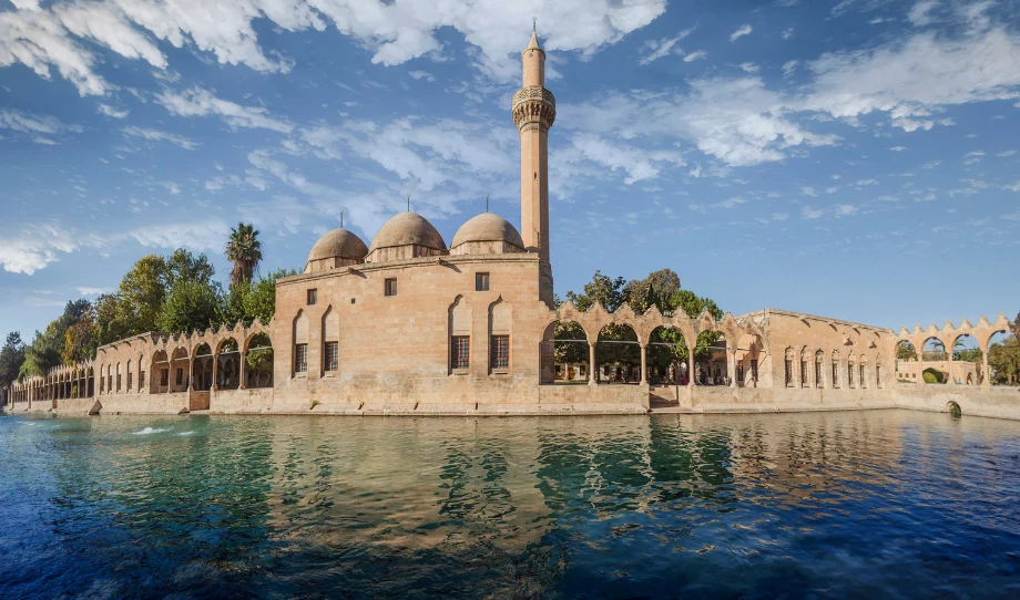 Sanlıurfa Haliliye تأجير السيارات