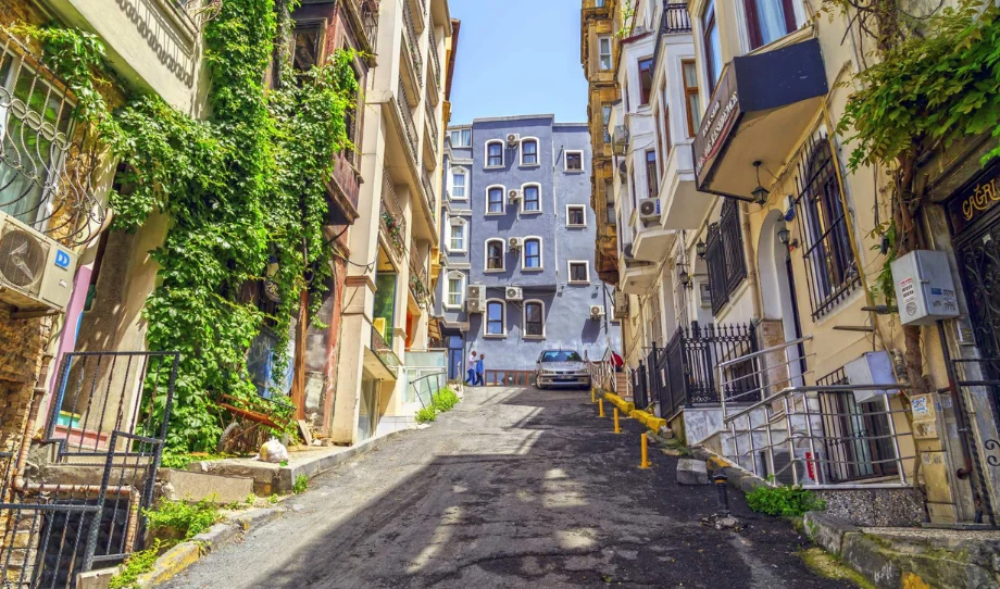 İstanbul Elmadağ Araç Kiralama