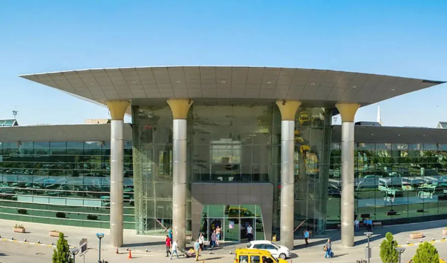 محطة حافلات قيصري لتأجير السيارات