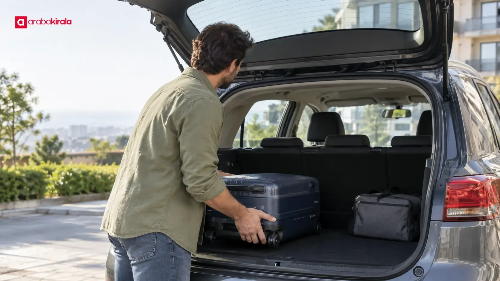 Suitcases arranged in a car trunk without blocking the rear view